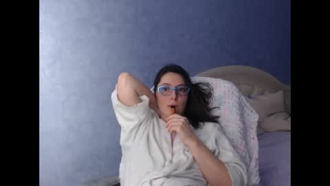 Snapshot of luckylinda23 chatting on 01-15-25, 06:51 luckylinda23 online show from 01-15-25, 06:51
