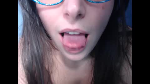 Snapshot of luckylinda23 chatting on 01-17-25, 04:36 luckylinda23 online show from 01-17-25, 04:36