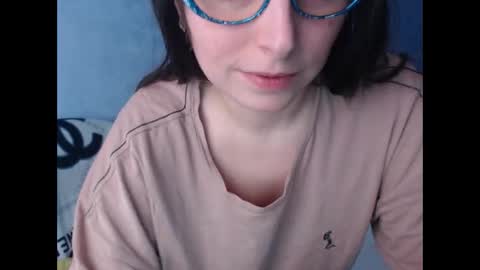 Snapshot of luckylinda23 chatting on 02-24-25, 05:42 luckylinda23 online show from 02-24-25, 05:42