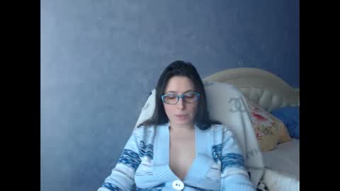 Snapshot of luckylinda23 chatting on 02-26-25, 02:03 luckylinda23 online show from 02-26-25, 02:03