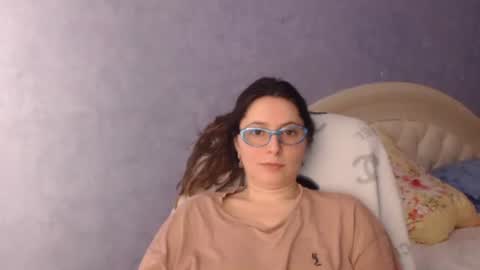 Snapshot of luckylinda23 chatting on 02-26-25, 07:27 luckylinda23 online show from 02-26-25, 07:27