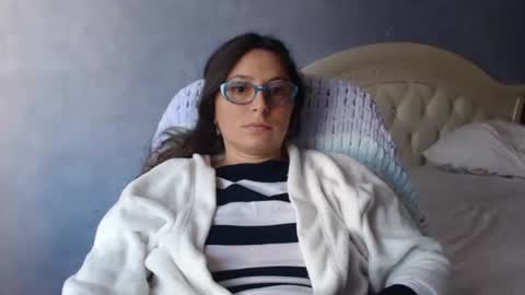 Snapshot of luckylinda23 chatting on 10-15-25, 09:20 luckylinda23 online show from 10-15-25, 09:20