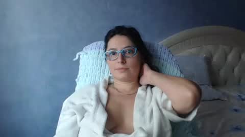 luckylinda23 online show from 11-13-25, 11:31