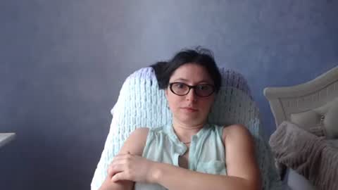 Snapshot of luckylinda23 chatting on 06-20-26, 09:12 luckylinda23 online show from 06-20-26, 09:12
