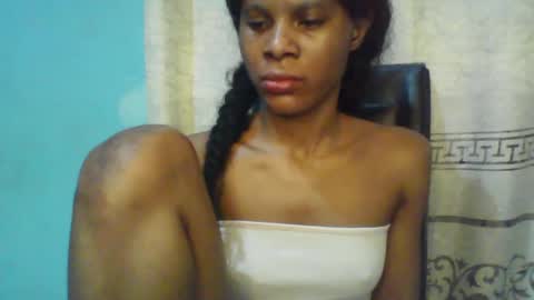 Snapshot of luckymadequeen chatting on 02-04-25, 07:18 Gloria online show from 02-04-25, 07:18