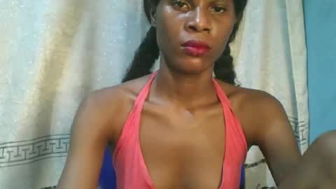 Snapshot of luckymadequeen chatting on 01-06-26, 02:59 Gloria online show from 01-06-26, 02:59