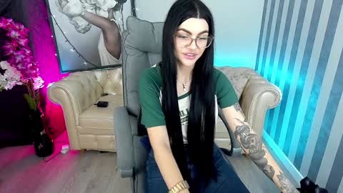 Snapshot of luckyrebel_ chatting on 12-17-24, 09:28 Monika online show from 12-17-24, 09:28