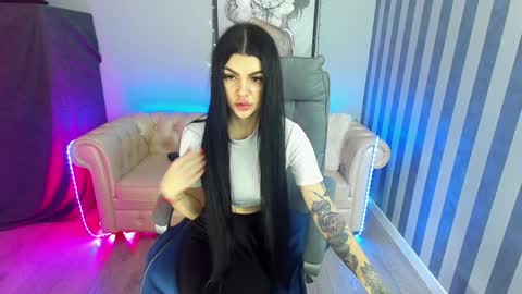 Snapshot of luckyrebel_ chatting on 01-30-25, 06:24 Monika online show from 01-30-25, 06:24
