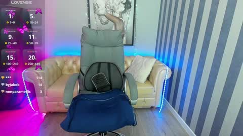 Snapshot of luckyrebel_ chatting on 02-08-25, 05:39 Monika online show from 02-08-25, 05:39