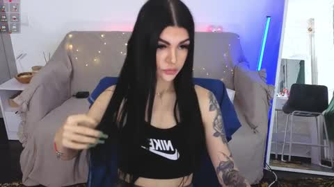 Snapshot of luckyrebel_ chatting on 09-25-25, 09:24 Monika online show from 09-25-25, 09:24