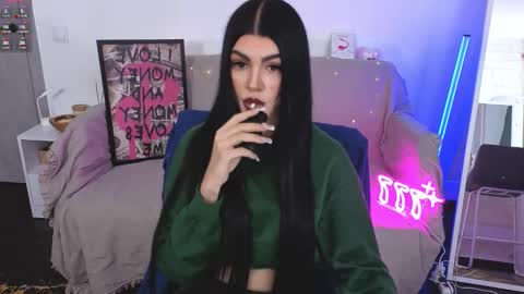 Snapshot of luckyrebel_ chatting on 10-21-25, 01:01 Monika online show from 10-21-25, 01:01