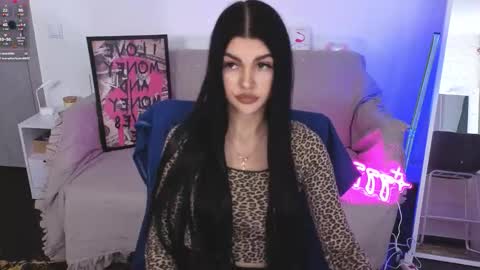 Snapshot of luckyrebel_ chatting on 10-28-25, 01:36 Monika online show from 10-28-25, 01:36