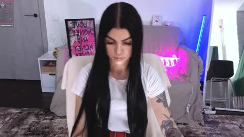 Snapshot of luckyrebel_ chatting on 11-14-25, 02:05 Monika online show from 11-14-25, 02:05