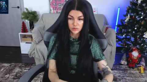 Snapshot of luckyrebel_ chatting on 12-19-25, 09:05 Monika online show from 12-19-25, 09:05