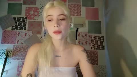 luckysapphire777 online show from 11-14-25, 03:27