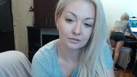 LuckyShot online show from 09-14-25, 03:11