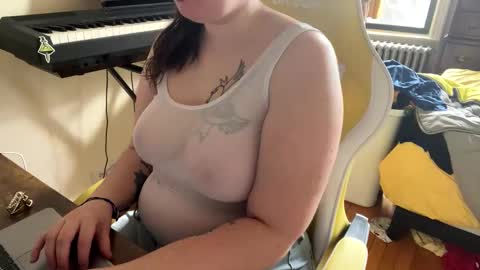 Lucky online show from 11-16-25, 06:02