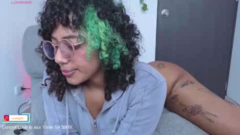 Luanis online show from 03-08-26, 03:49