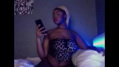 Snapshot of luckytonightx chatting on 02-02-26, 12:09 luckytonightx online show from 02-02-26, 12:09