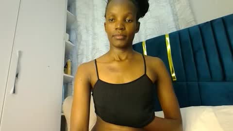 Snapshot of luckyy003 chatting on 01-13-26, 07:13 brielle online show from 01-13-26, 07:13