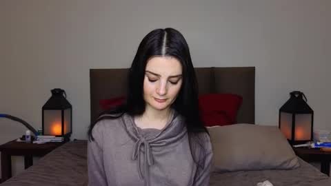 Lucy online show from 09-19-25, 09:15