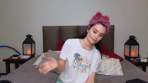 Lucy online show from 09-30-25, 09:09