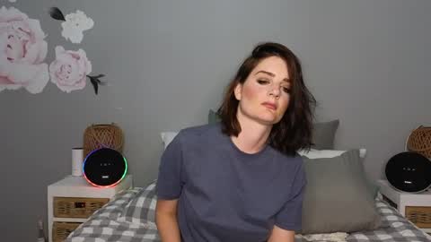 Lucy online show from 04-04-26, 09:12