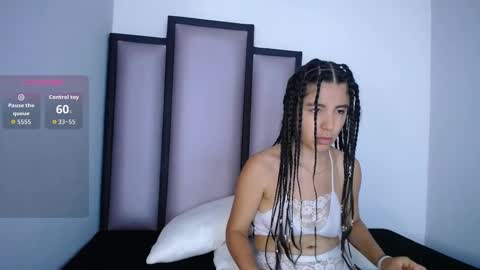 Snapshot of lucy__23 chatting on 09-25-25, 03:54 online show from 09-25-25, 03:54