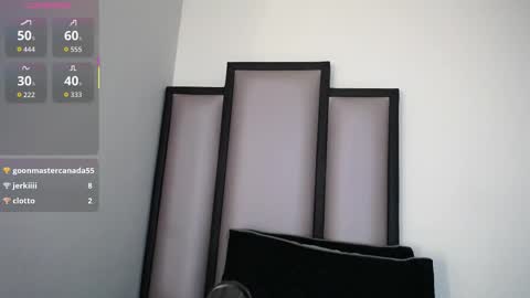 Snapshot of lucy__23 chatting on 09-28-25, 04:12 online show from 09-28-25, 04:12