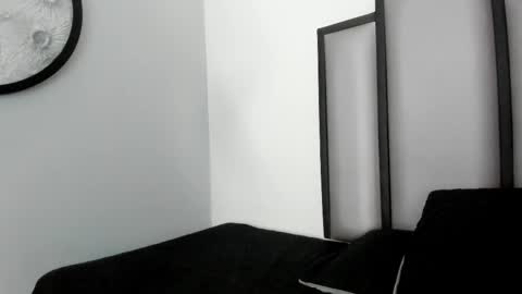 Snapshot of lucy__23 chatting on 10-31-25, 05:08 online show from 10-31-25, 05:08