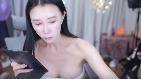 Lucy online show from 01-14-26, 01:55