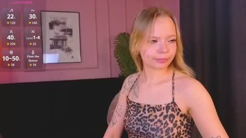 Snapshot of lucy__loy chatting on 11-28-25, 02:20 Lucy online show from 11-28-25, 02:20