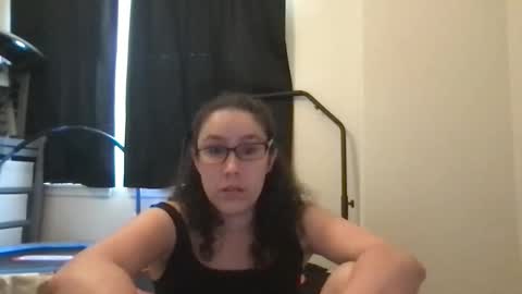 Lucy online show from 05-05-26, 09:34