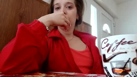 Snapshot of lucy_angel5 chatting on 01-18-25, 10:17 Lucy online show from 01-18-25, 10:17