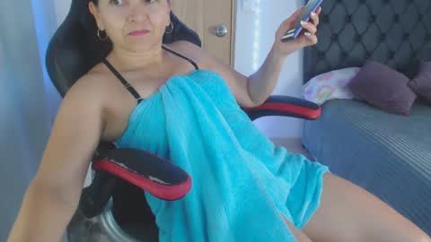 lucy online show from 12-06-24, 07:10