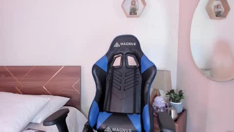 Your Lucy online show from 11-11-25, 04:23