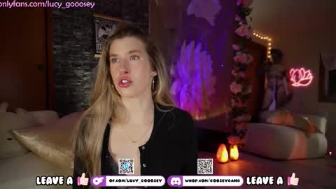 Snapshot of lucy_gooosey chatting on 02-04-26, 02:06 Lucy. online show from 02-04-26, 02:06