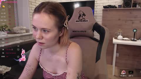 Lucy online show from 10-16-25, 08:32