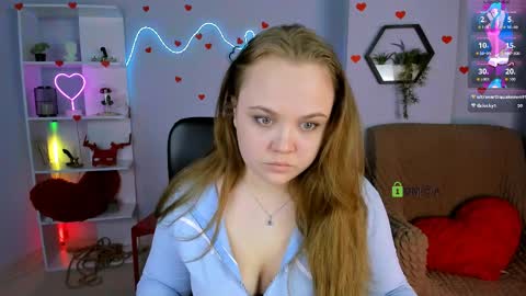 lucy online show from 04-06-26, 07:15