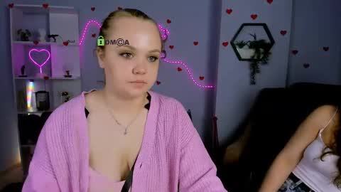 Snapshot of lucy_shy3 chatting on 06-08-26, 07:14 lucy online show from 06-08-26, 07:14