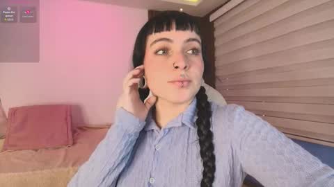 Snapshot of lucy_smith7 chatting on 09-29-25, 08:02 Sofia  online show from 09-29-25, 08:02