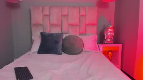 Lucy  online show from 02-20-26, 07:36