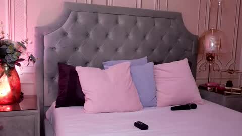 LucyAddison online show from 03-05-25, 07:05