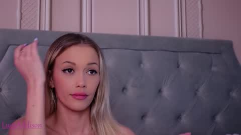 LucyAddison online show from 11-28-25, 07:49