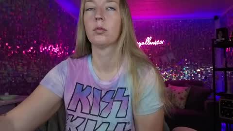 lucyallen4201 online show from 04-23-26, 10:14