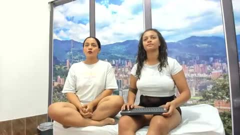 lucyandbella online show from 07-17-26, 04:19