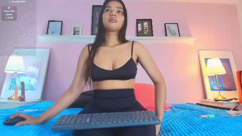 Lucia Bell   online show from 07-09-26, 09:52