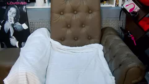 LucyBelli online show from 09-22-25, 01:40