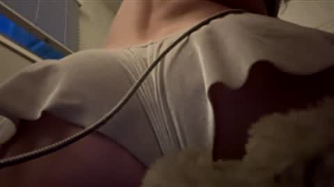 Snapshot of lucydreamsx2 chatting on 04-11-26, 02:27 lucydreamsx2 online show from 04-11-26, 02:27