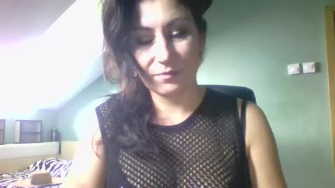 Snapshot of lucyhot6 chatting on 09-09-25, 09:42 lucybylucy online show from 09-09-25, 09:42